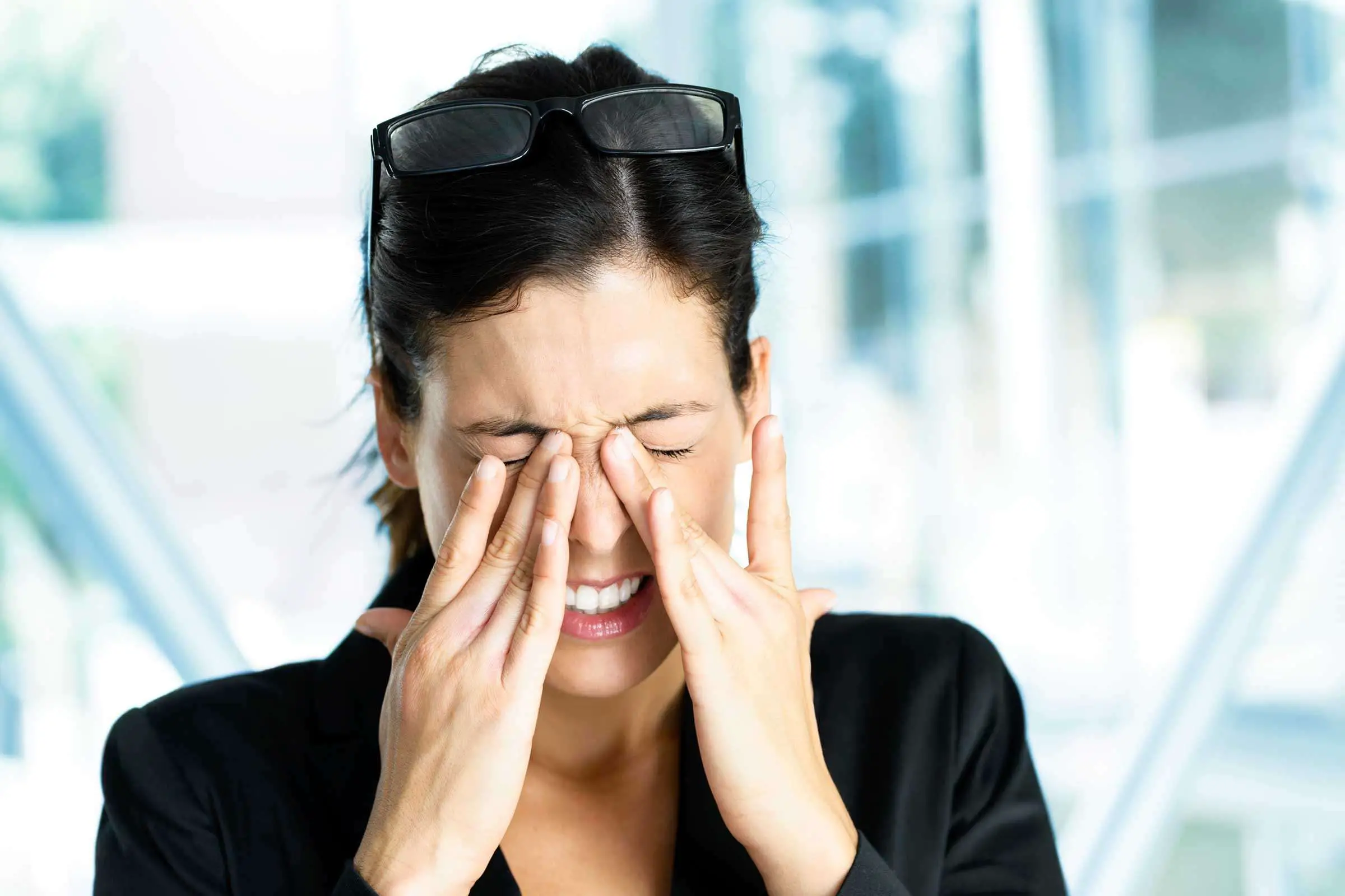 7 Silent Signs You Could Have Dry Eye Syndrome